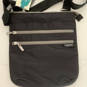 Baggallini Comrade Crossbody Bag Black NWT